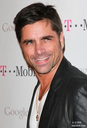 John Stamos加盟《反败为胜 Necessary Roughness》新季 John Stamos加盟《反败为胜 Necessary Roughness》新季