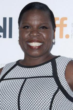 Leslie Jones正式幕后转幕前,本周SNL开始成为卡司 Leslie Jones正式幕后转幕前,本周SNL开始成为卡司