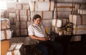 《毒枭 Narcos》于8月28日周五在Netflix首播 《毒枭 Narcos》于8月28日周五在Netflix首播